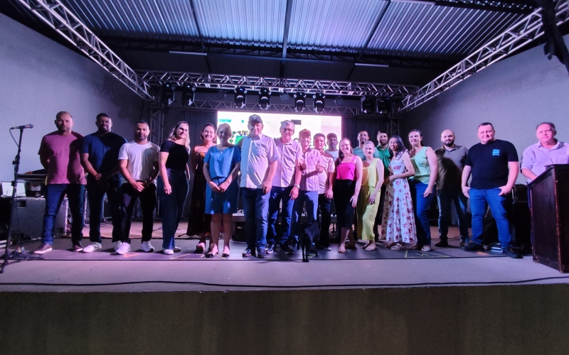 Natal do Reencontro em Guaporema: Noite de Celebração e Investimento Público